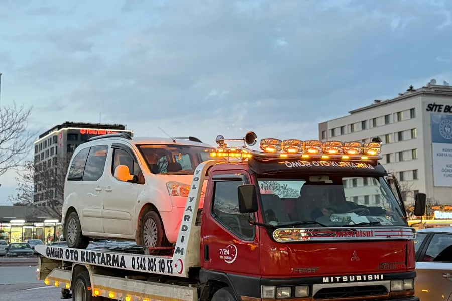 Söke Aydın Ömür Oto Kurtarma çekici aracı
