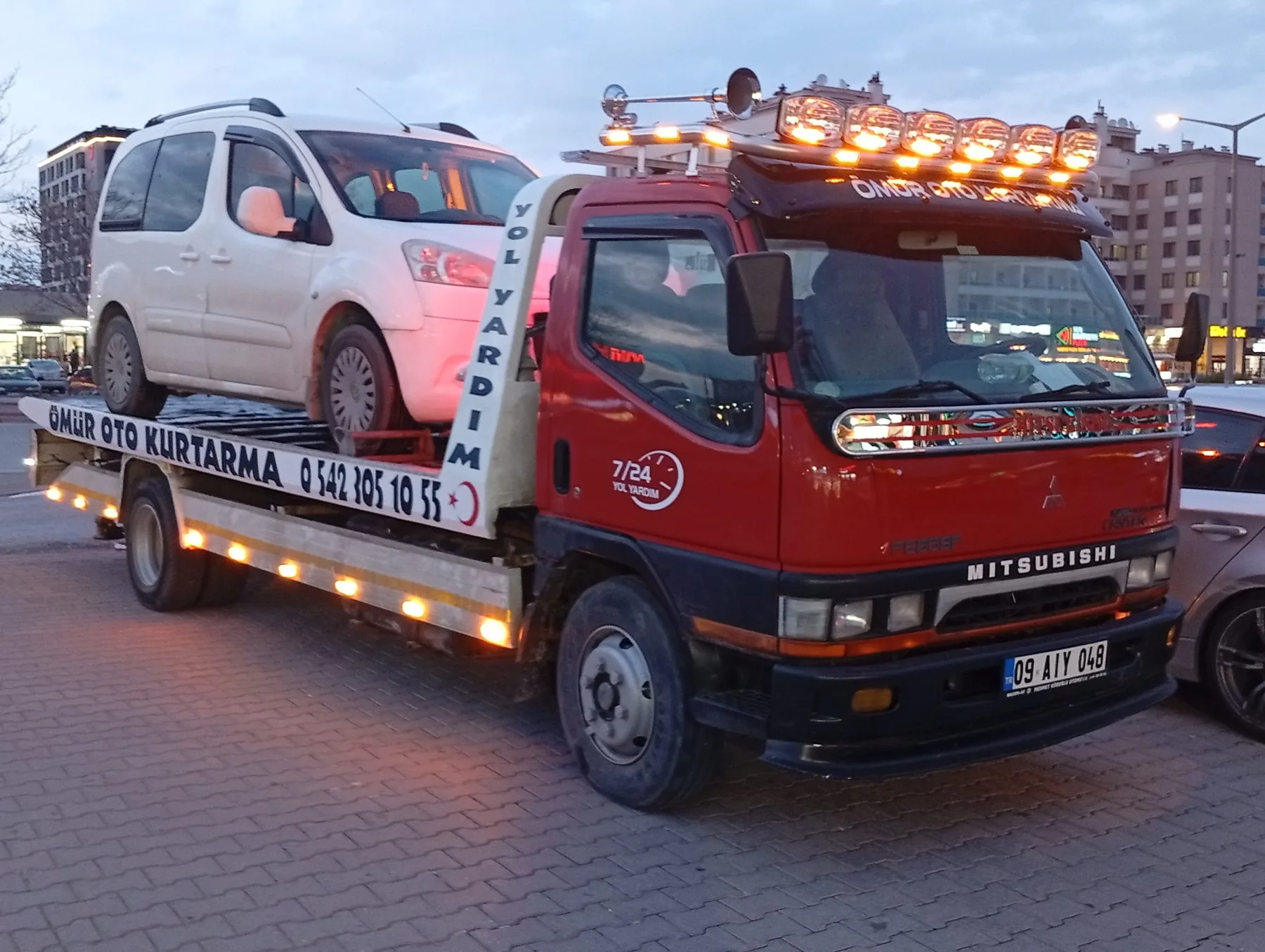 Söke oto kurtarıcı ve yol yardım aracı
