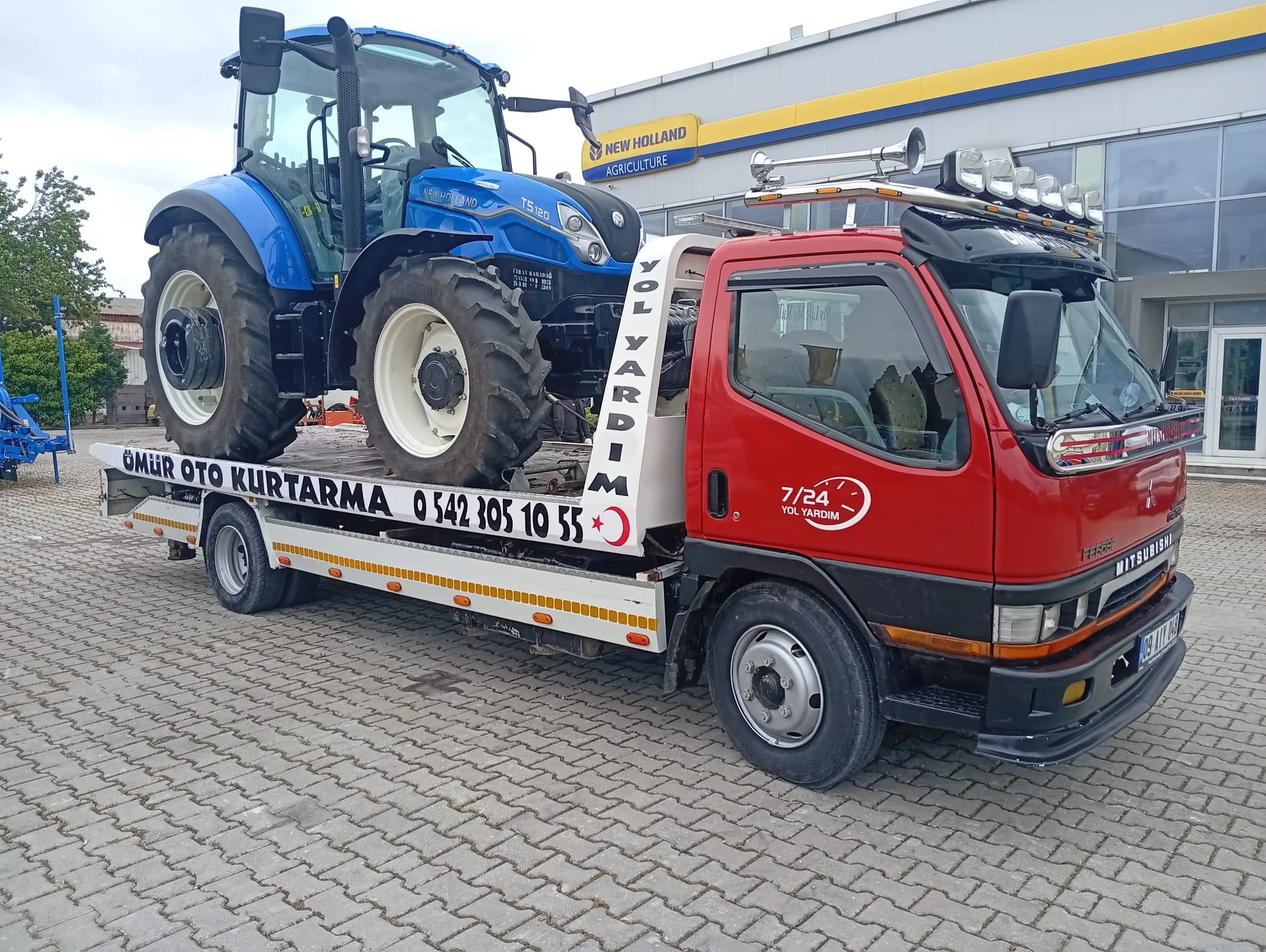 Traktör ve ağır ekipman taşıma hizmeti